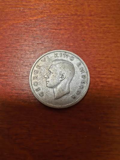 长老汇马年精选第六场拍卖 - 1943新西兰乔治六世1先令银币，5.65克500银，克书65分100美金