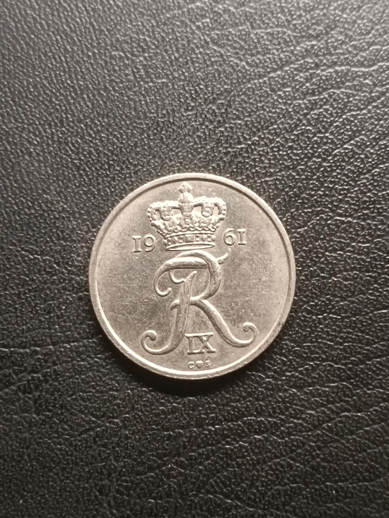 荟藏特别场次第一期——“社长的钢镚堆” 丹麦1961年25欧尔 早期无孔版 弗雷德里克九世 白铜制