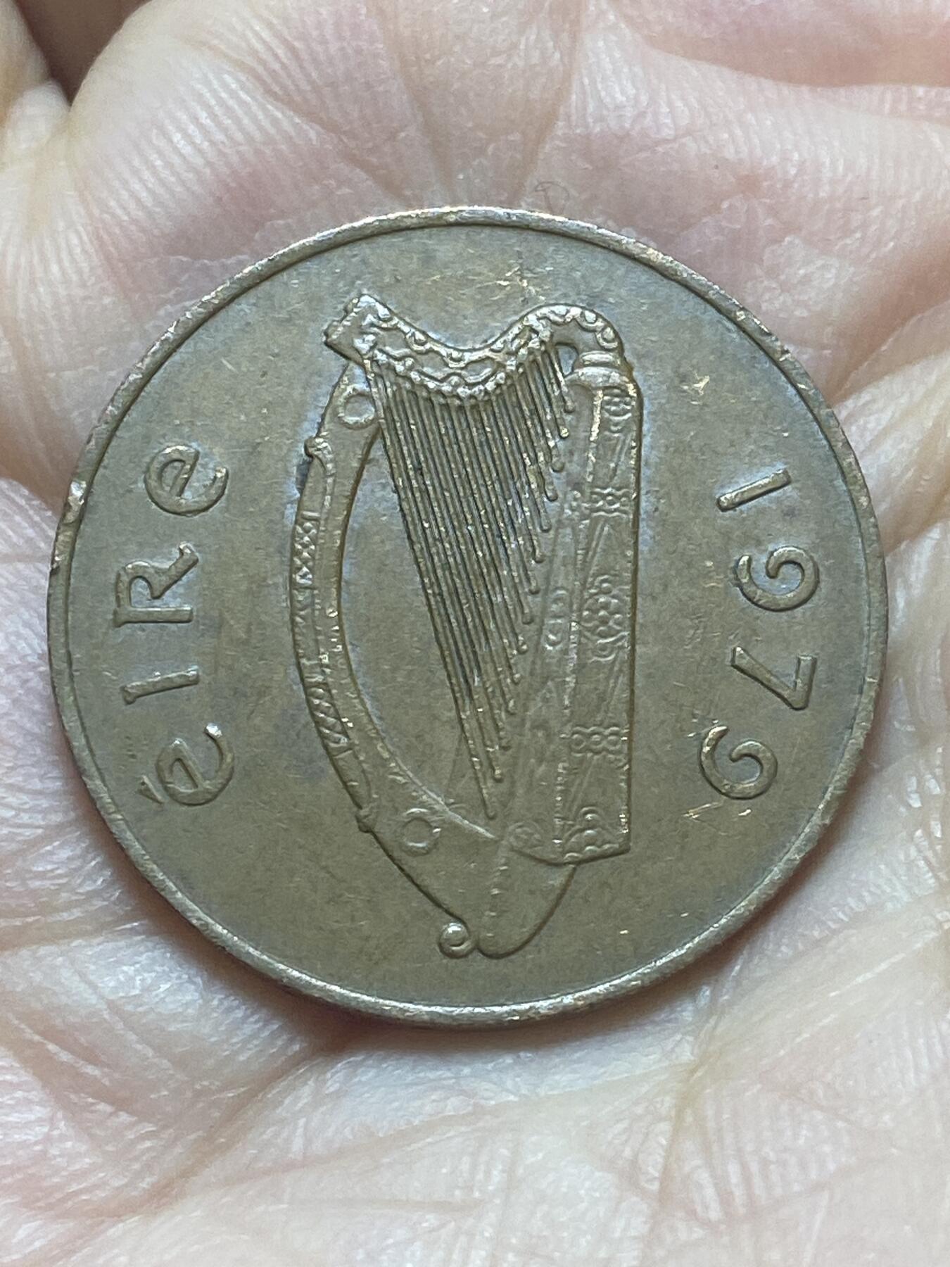 2026年第二十场(总第一百八十九场）外国好品散币场(免佣金) 爱尔兰🇮🇪1979年2便士(共和国第二套第一版，青铜材质无磁版)