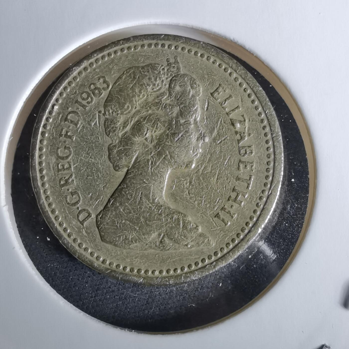 沼泽如烟--第989场 英国1983年一磅