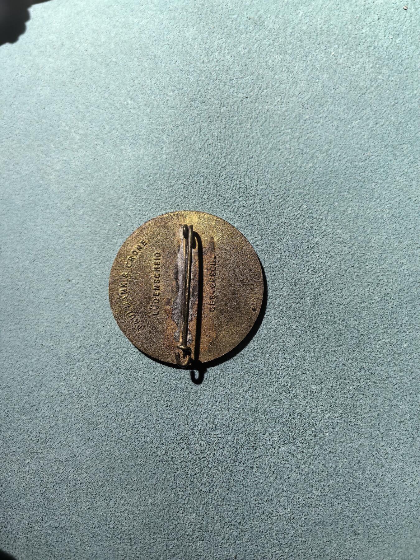 盛世勋华——号角文化勋章邮票专场拍卖第304期 德国（1939）北威斯特法伦地区小胡子感谢人民纪念铜章 做工精美 极为少见 带厂标