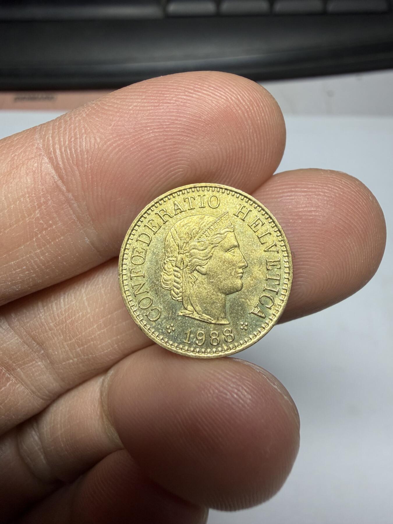 2025年集古藏今外币拍卖第二期-第5场—（总第305拍），可以寄存60天，满160元包邮。 1988年瑞士5生丁