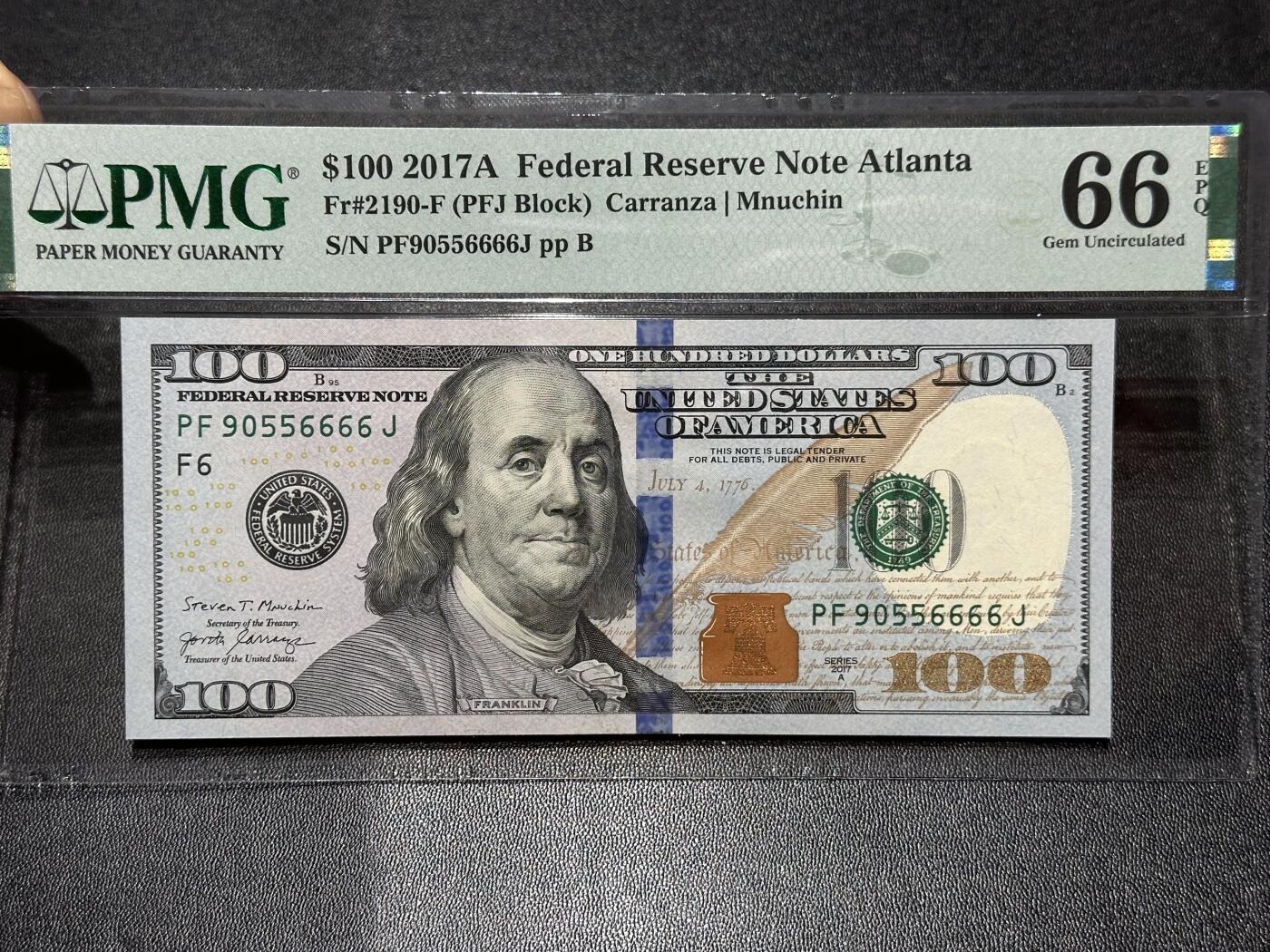 《外钞收藏家》第六百零九期（农历年前收官场、本期年后快递恢复正常再发货）（本平台长期征集拍品、欢迎藏友们联系合作） 2017年美国彩版100美元 PMG66 无47 金马号 狮子号6666