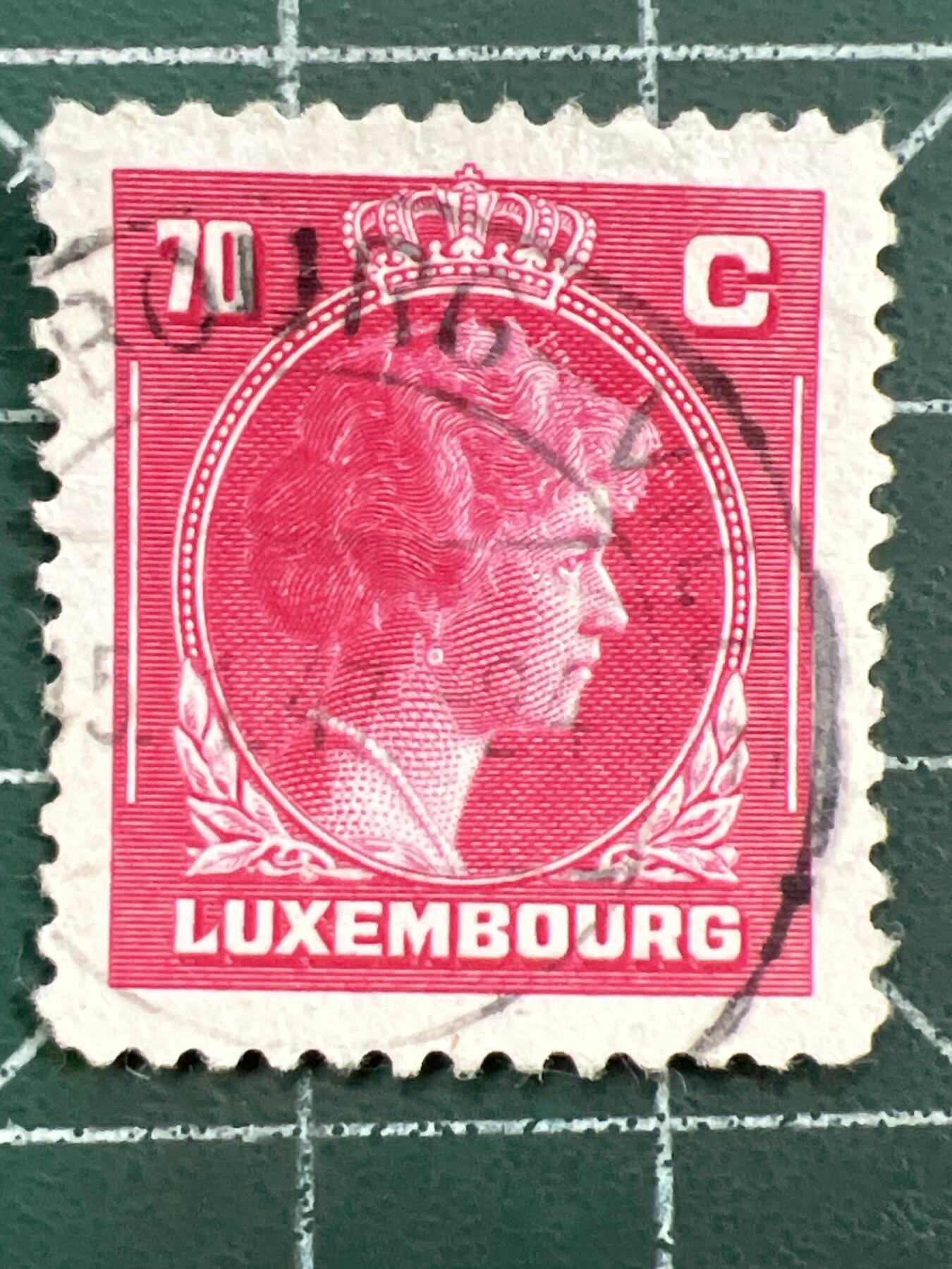 第1122  邮票专场 （无押金，捡漏，全场50包邮，偏远地区除外，接收代拍业务，本店十天发一次货）