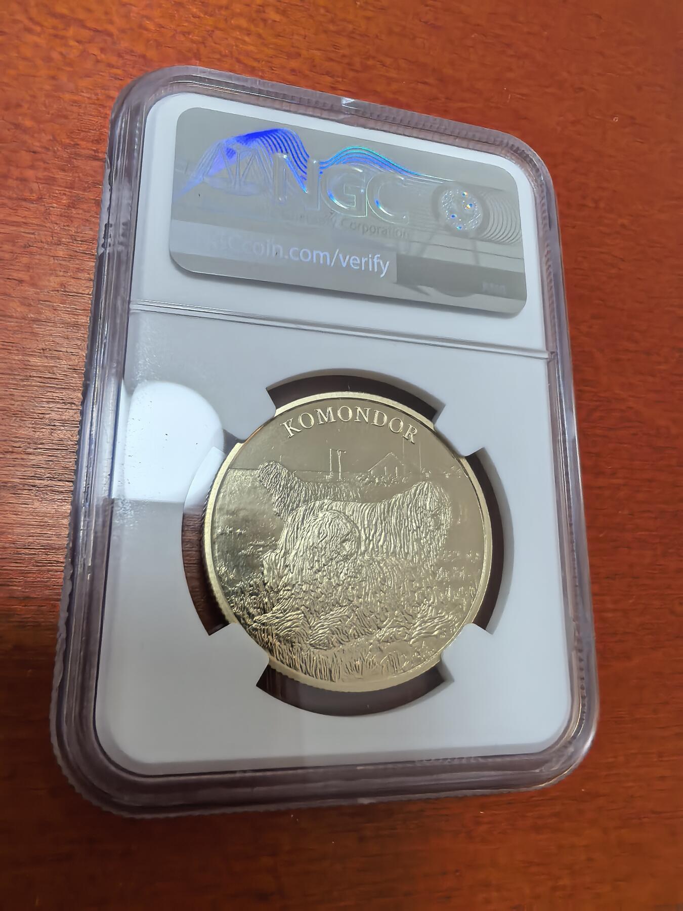 长老汇蛇年精选第九十八场拍卖 2020匈牙利牧羊犬2000弗林特精制铜币，NGC PF69UC，首日标，更高1枚