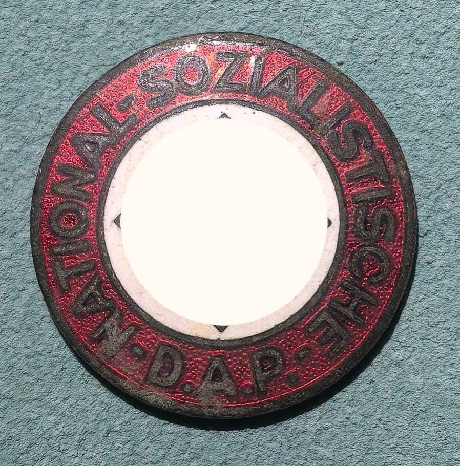 盛世勋华——号角文化勋章邮票专场拍卖第304期 德国（1939）NSDAP党徽 珐琅质地 带厂标