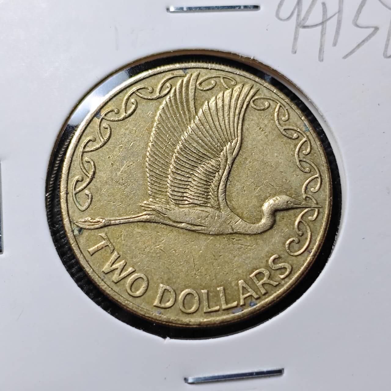 KK钱币收藏小铺  第394期  2月预留时间 周末发货  1999新西兰2元