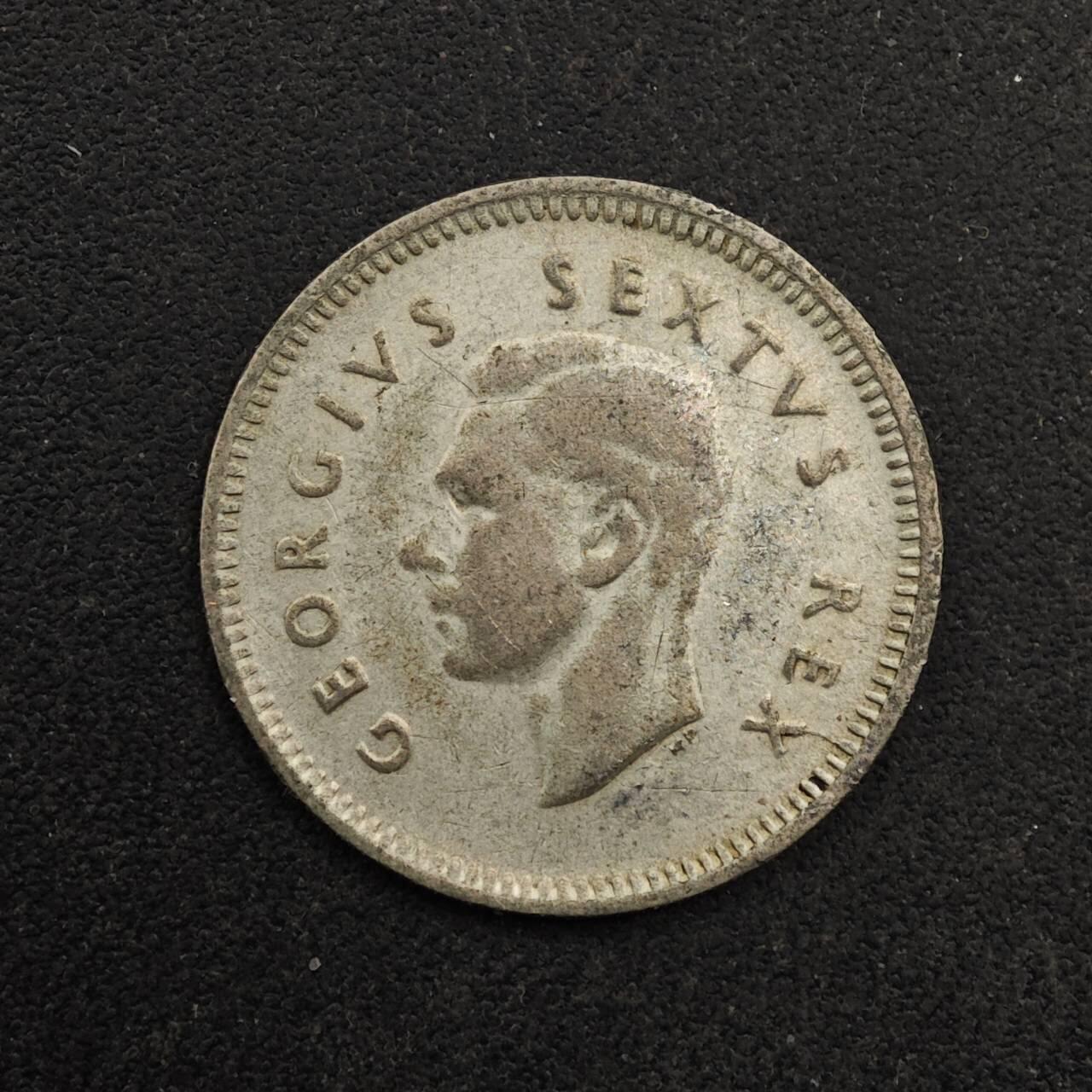 【淘币小摊】实时拍第八百六十七拍   小银币散币场    年前最后一周之前预留8号9号全部发出请更换最新收货地址不方便收货的请勿参拍或者顺丰到付