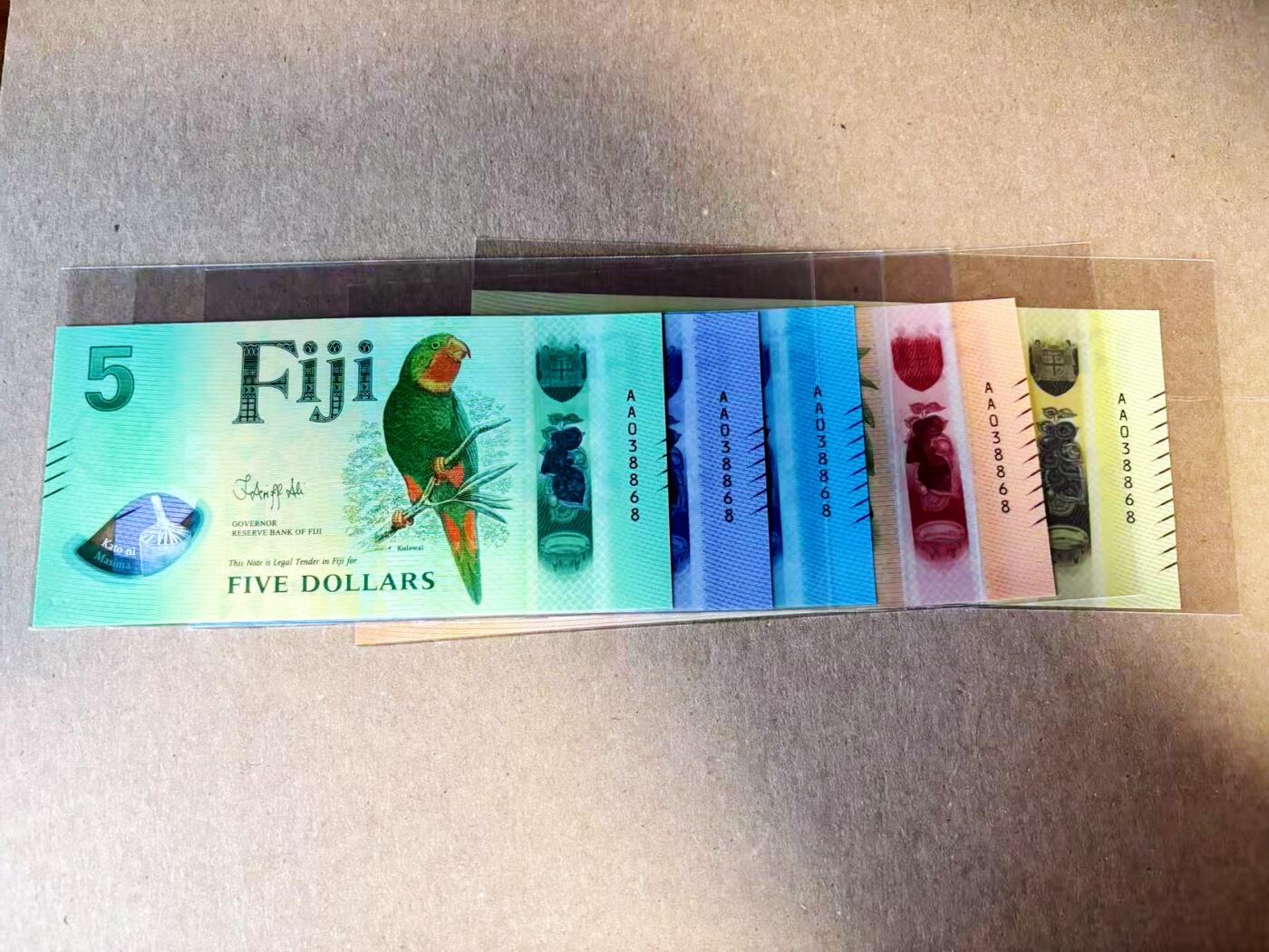 【Blue Auction】世界纸币精拍第784期——18级TOP拍卖/信誉/品质/专业/高效💫 【一组5张 AA冠全同号无47】斐济 新版5-100元 全新UNC