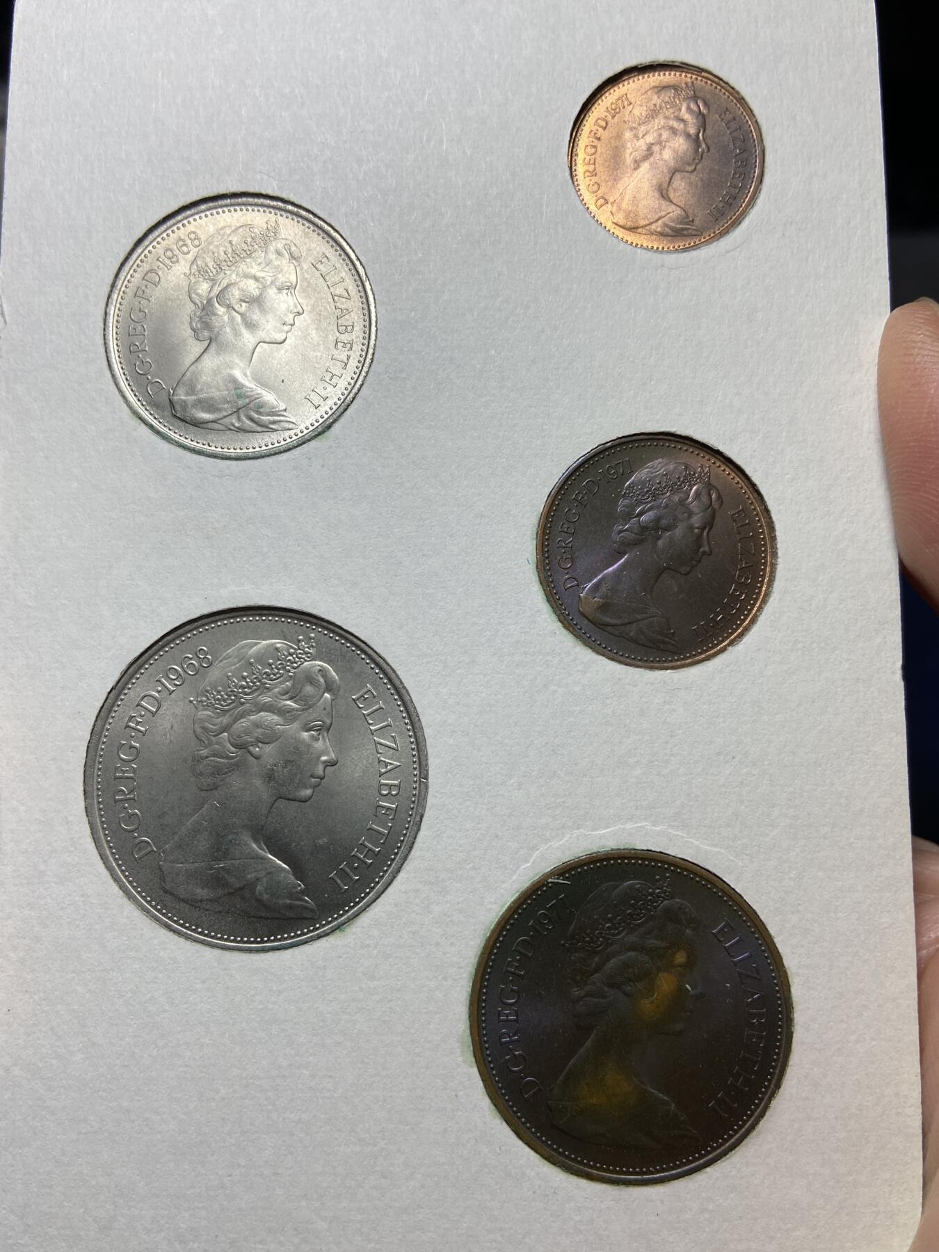 2026年第二十场(总第一百八十九场）外国好品散币场(免佣金) 英国🇬🇧十进制原册套币5枚(伊丽莎白二世中年花冠，十进制第一版首发年套币)