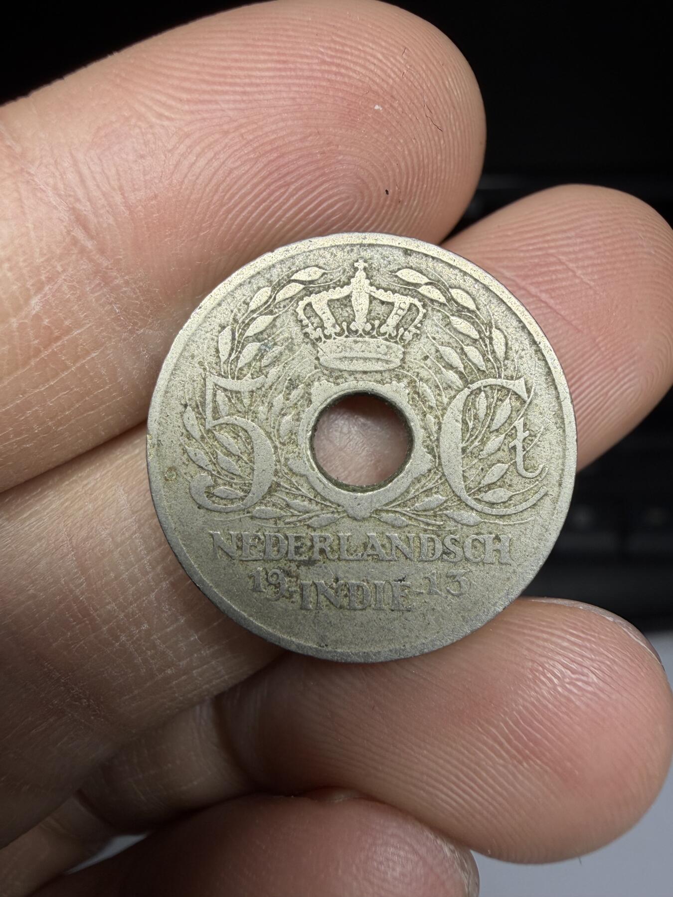 2025年集古藏今外币拍卖第二期-第5场—（总第305拍），可以寄存60天，满160元包邮。 1913年荷属东印度5C