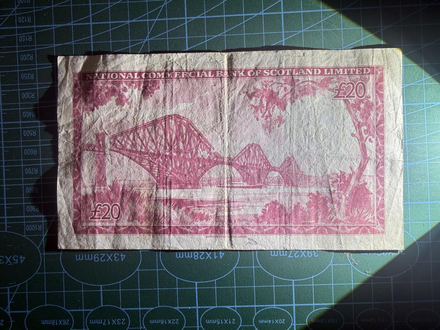 【炜奕收藏】，第五十九期，苏格兰多时期钞票，年前最后一期，拍后所有寄存物品将寄出 1959年苏格兰国家商业银行20镑，品相如图，少见品种