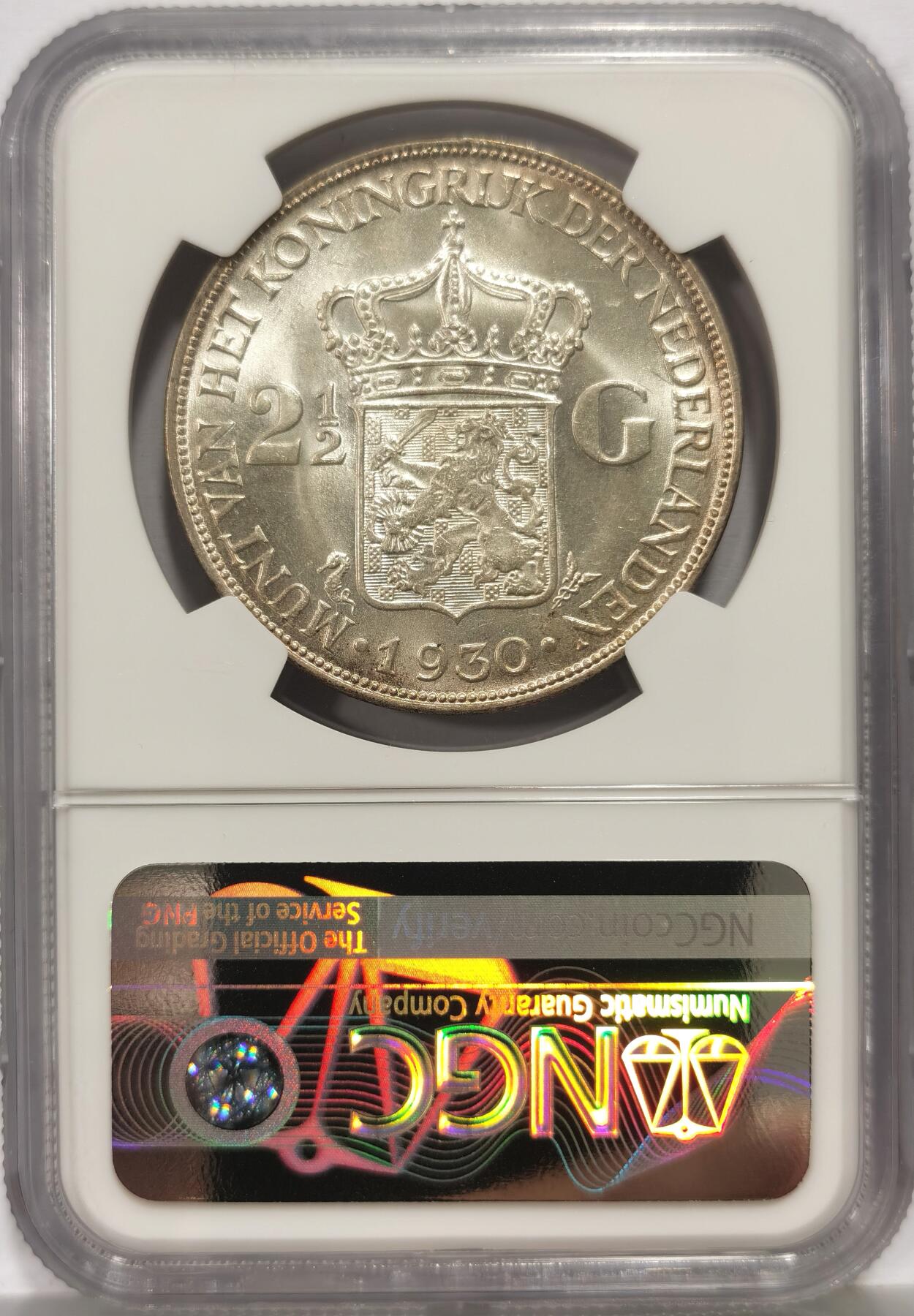 博洋堂“心向春光”2月精品大拍专场暨第160期（全场包邮） NGC MS64 荷兰1930年威廉明娜2.5盾银币，冠军分！少见首年份，仅有两枚获64分。底板极其丝滑。博洋堂25年6月同分成交价1705元。