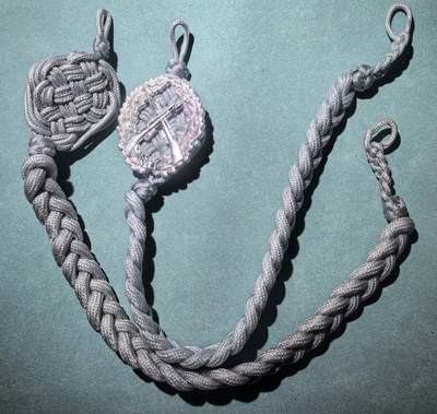 盛世勋华——号角文化勋章邮票专场拍卖第304期 - 东德人民军步兵射击饰续 2条