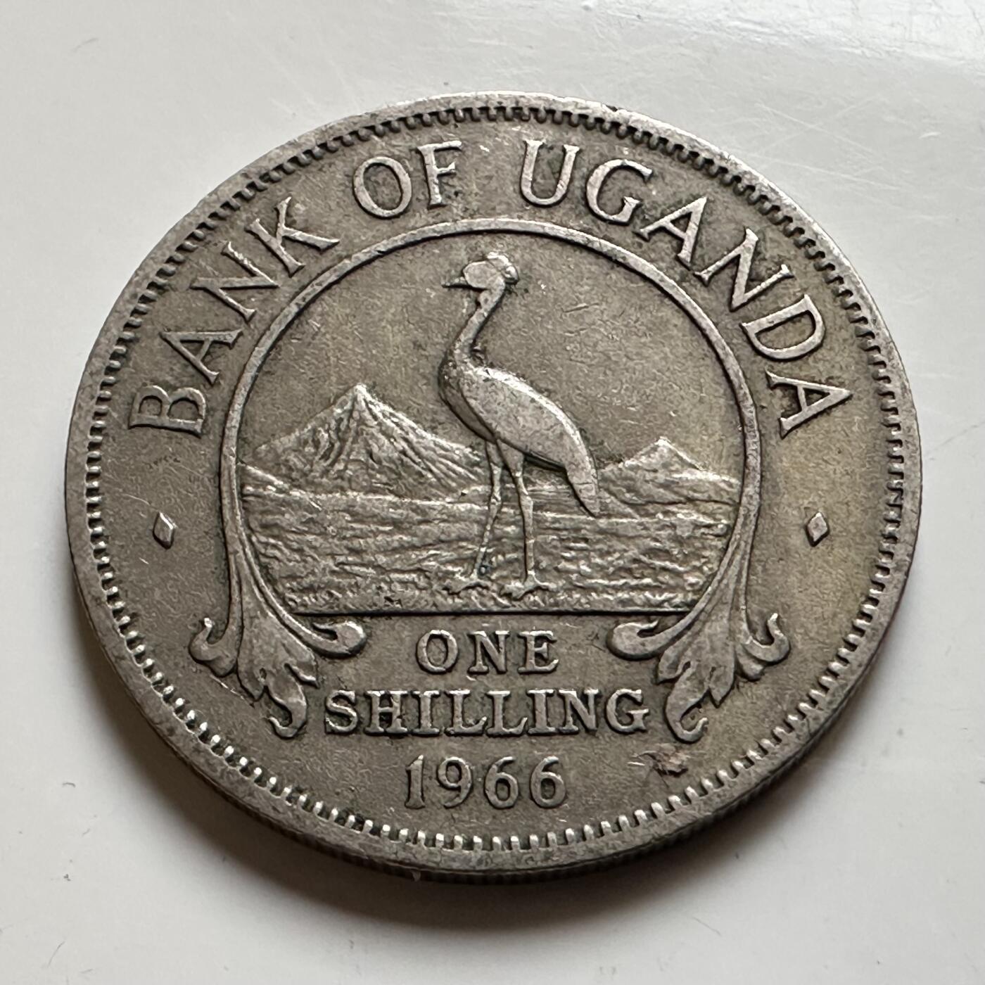 🌹外币初藏🌹🐯2026年第17场 快递将在12号停运 年前需发货的抓紧 ，年后正月十五恢复发货 乌干达1966年一先令