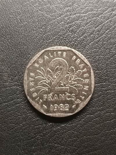 荟藏特别场次第一期——“社长的钢镚堆” - 法国1982年2法郎 播种女神 镍制