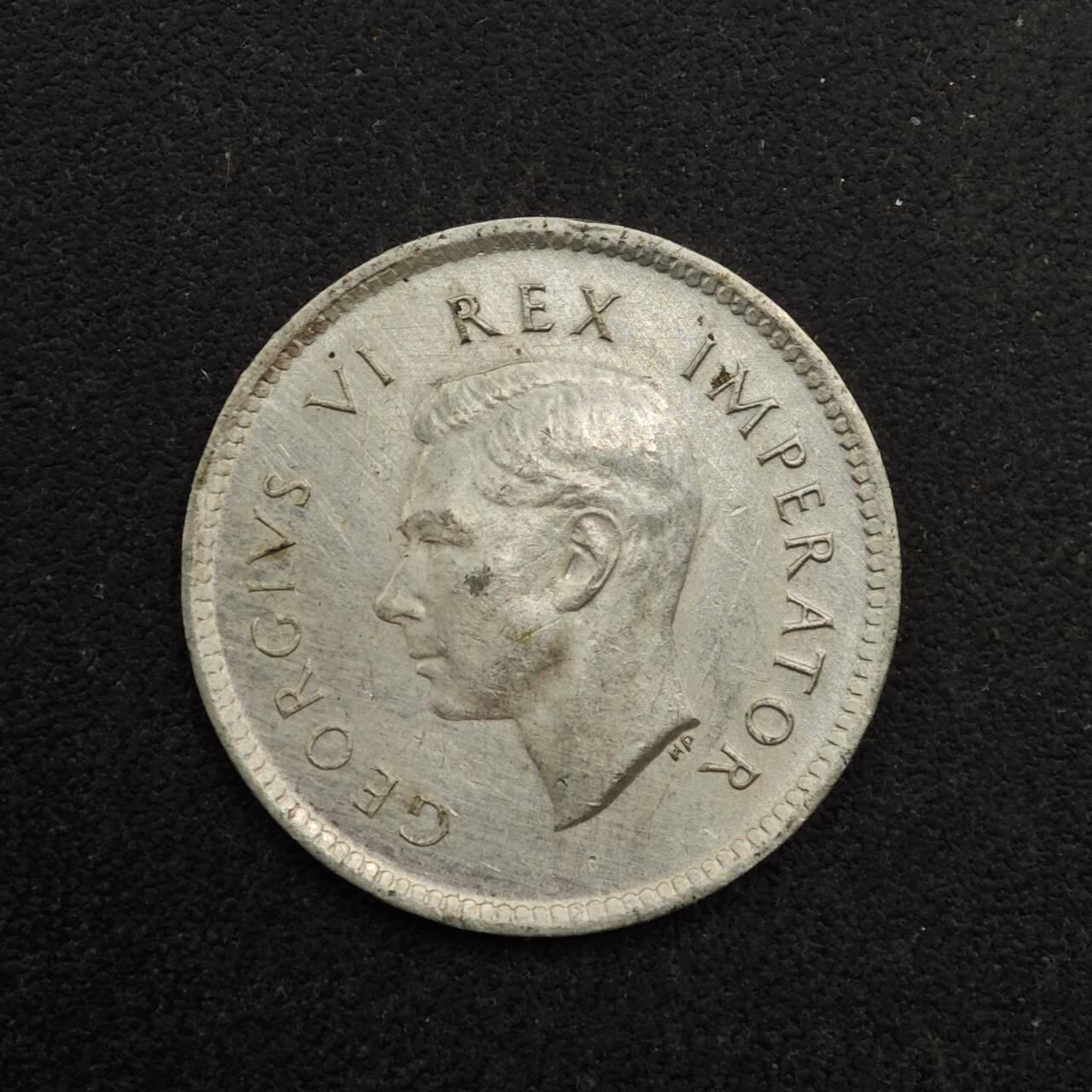 【淘币小摊】实时拍第八百六十七拍   小银币散币场    年前最后一周之前预留8号9号全部发出请更换最新收货地址不方便收货的请勿参拍或者顺丰到付