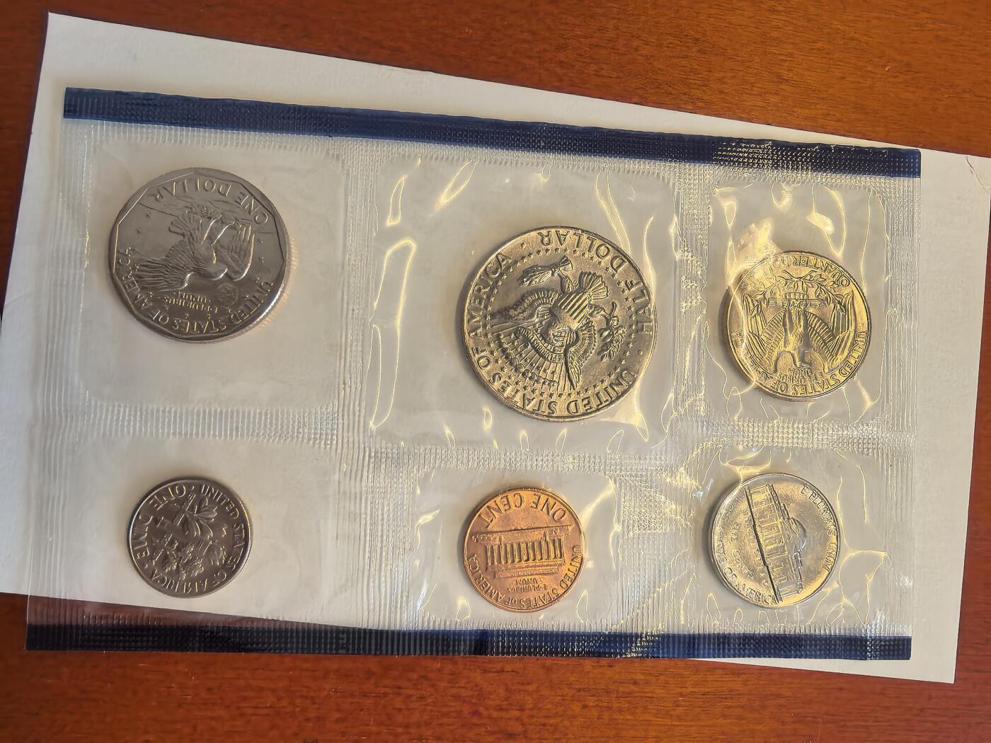 长老汇蛇年精选第九十八场拍卖 1981美国普制6枚套币，原外纸