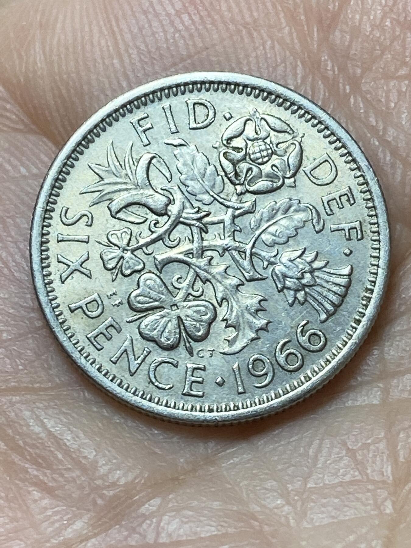 2026年第二十场(总第一百八十九场）外国好品散币场(免佣金) 英国🇬🇧1966年6便士(伊丽莎白二世青年桂冠第二版)