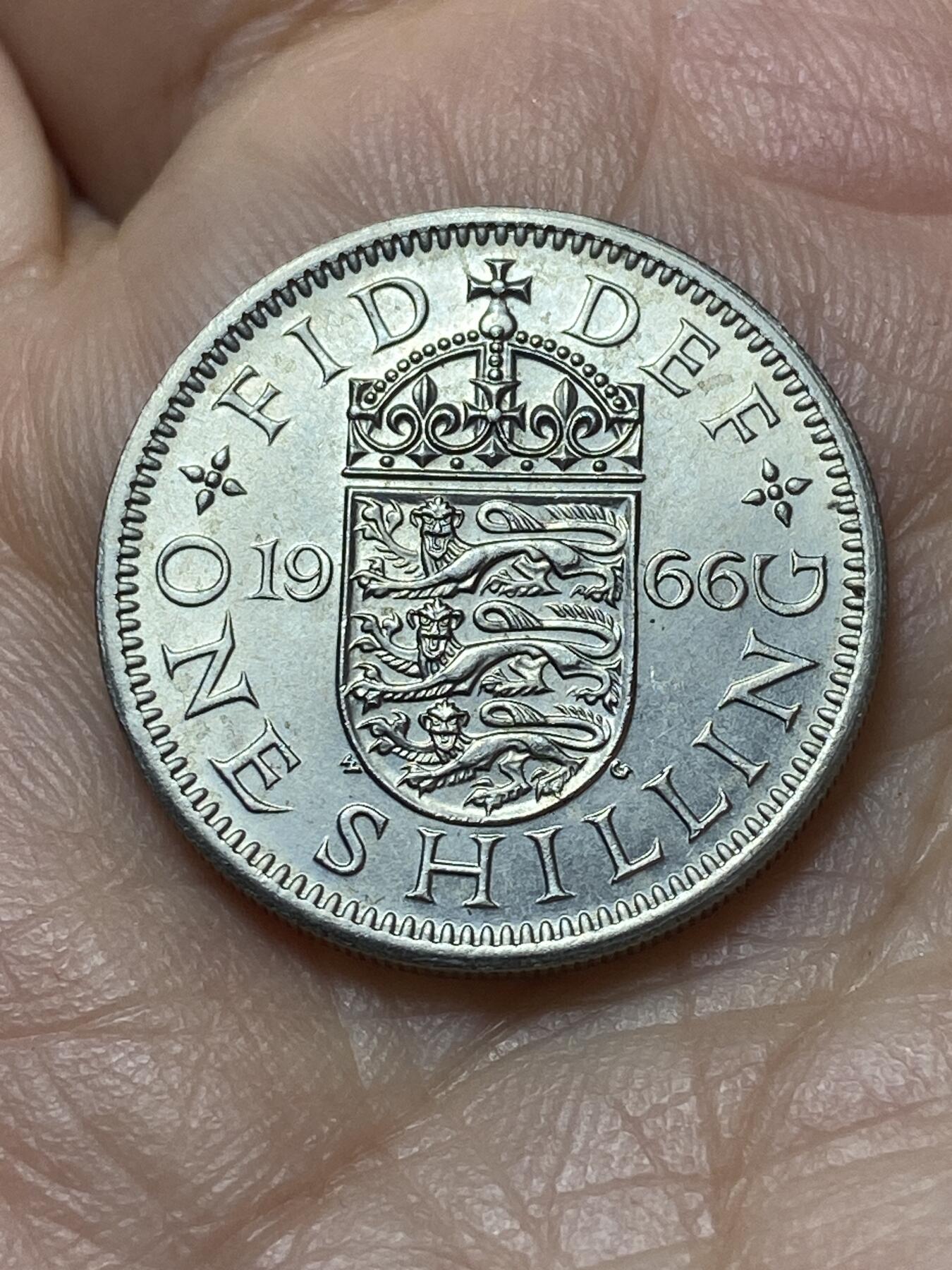 2026年第二十场(总第一百八十九场）外国好品散币场(免佣金) 英国🇬🇧1966年1先令(伊丽莎白二世青年桂冠第二版，英格兰盾徽版)