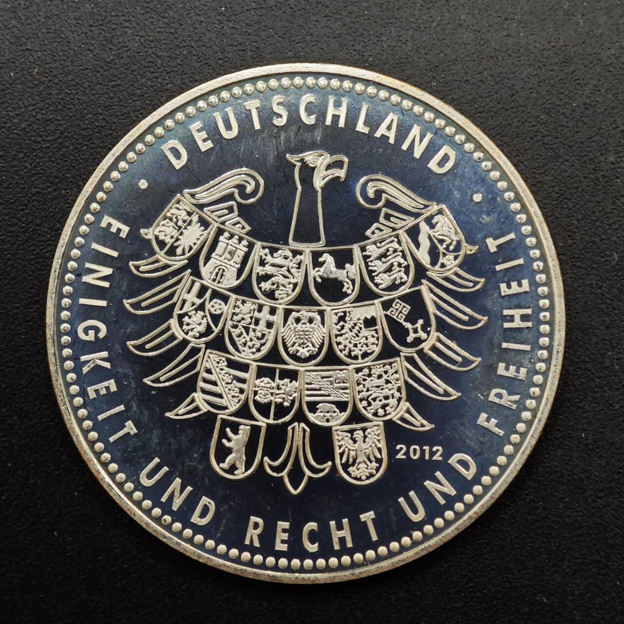  【淘币小摊】限时拍第八百六十六拍   散币场    年前最后一周之前预留8号9号全部发出请更换最新收货地址不方便收货的请勿参拍或者顺丰到付 德国2012年银章333银9.2克