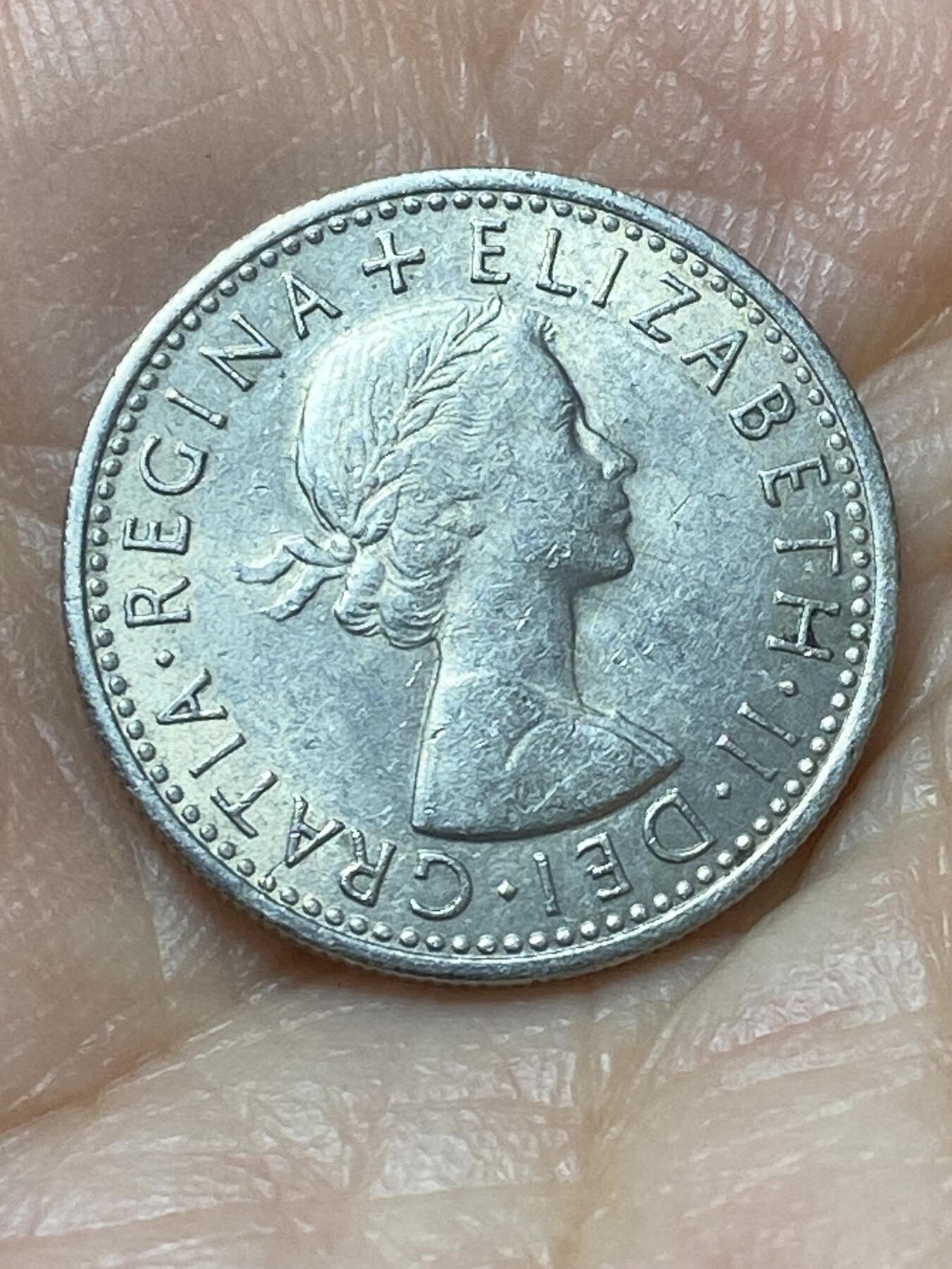 2026年第二十场(总第一百八十九场）外国好品散币场(免佣金) 英国🇬🇧1966年6便士(伊丽莎白二世青年桂冠第二版)