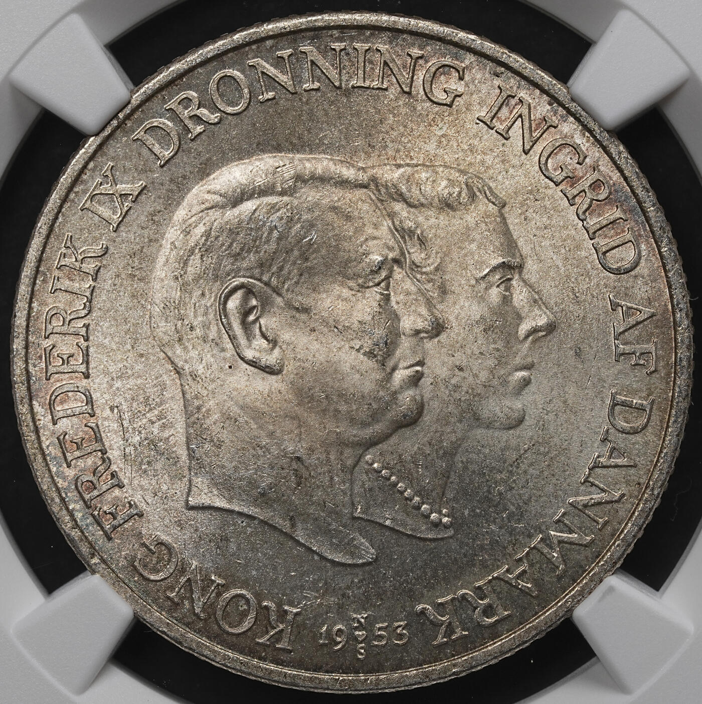 修遠堂世界钱币第104期 NGC MS64 1953年丹麦格林兰结核防治纪念2克朗银币 