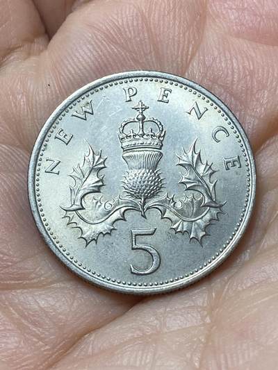 2026年第二十场(总第一百八十九场）外国好品散币场(免佣金) - 英国🇬🇧1968年5新便士(伊丽莎白二世中年花冠，十进制第一版首发年)