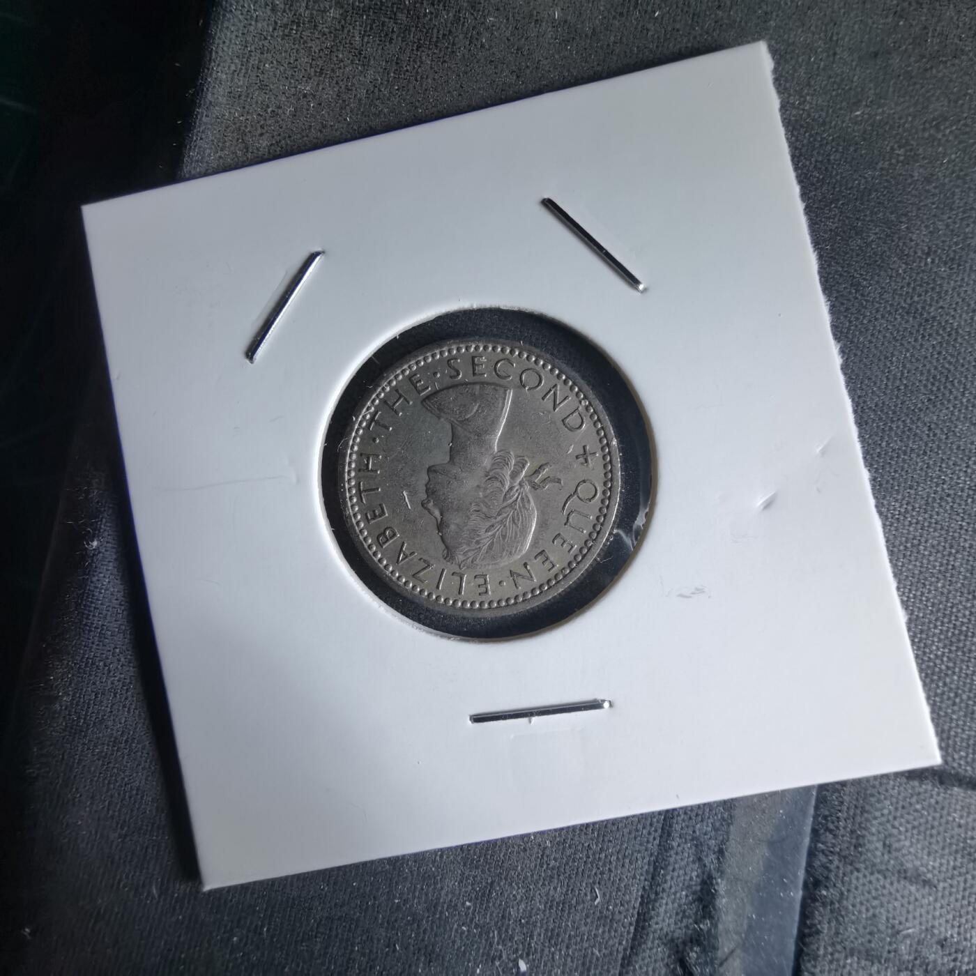 沼泽如烟--第988场 新西兰1965年6便士