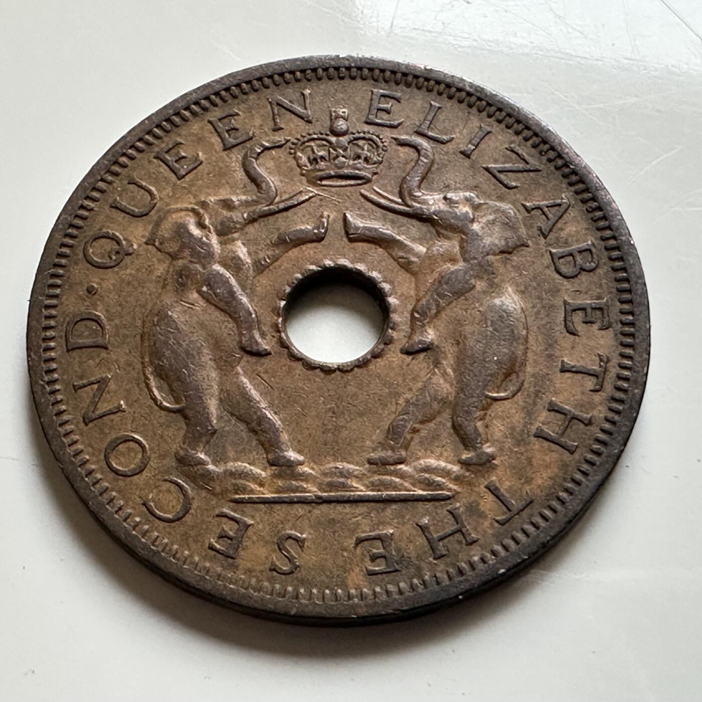 🌹外币初藏🌹🐯2026年第17场 快递将在12号停运 年前需发货的抓紧 ，年后正月十五恢复发货 罗德西亚和尼亚萨兰1961年一便士