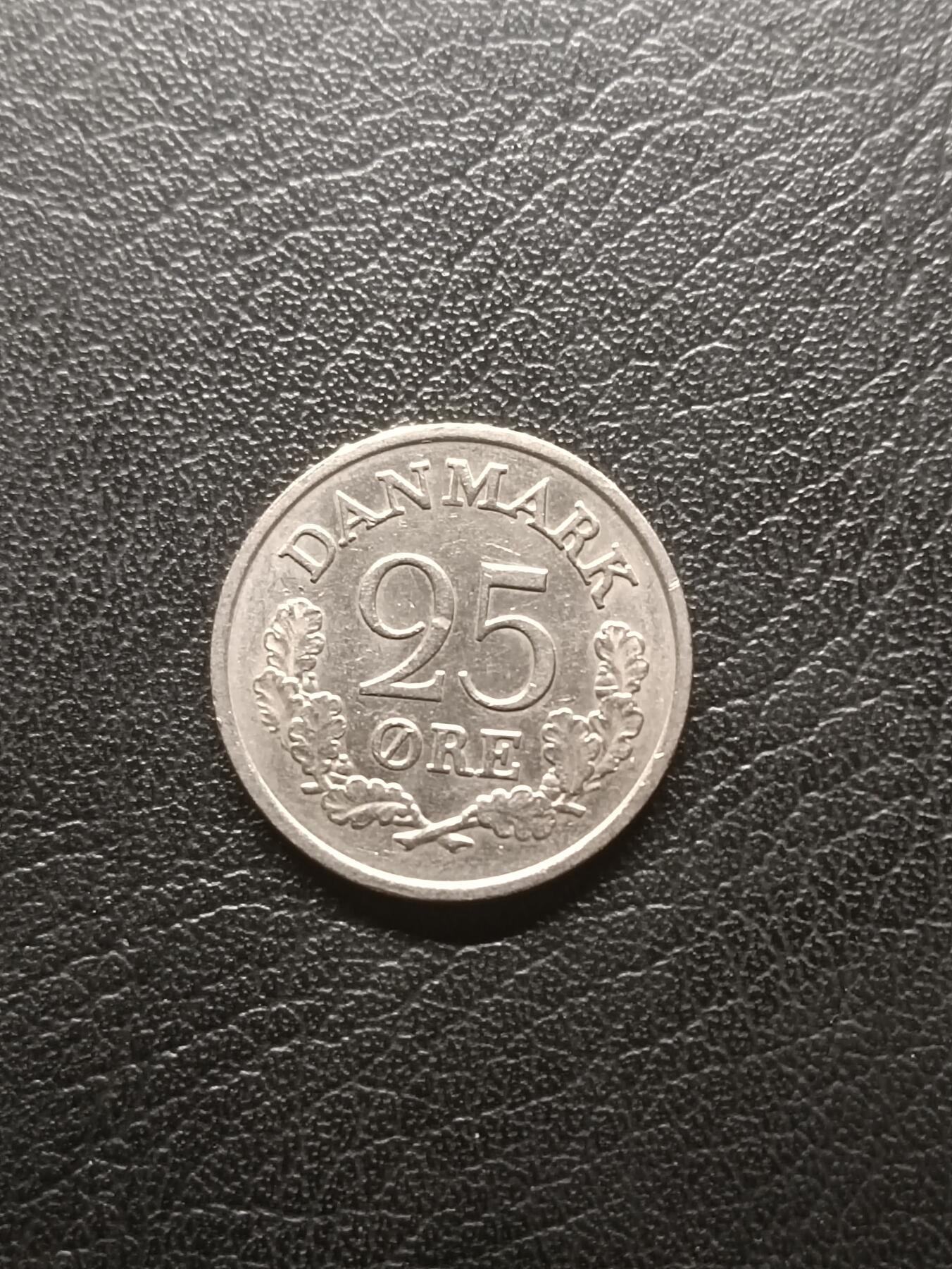 荟藏特别场次第一期——“社长的钢镚堆” 丹麦1961年25欧尔 早期无孔版 弗雷德里克九世 白铜制