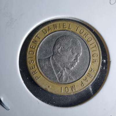 沼泽如烟--第989场 - 肯尼亚1994年10先令