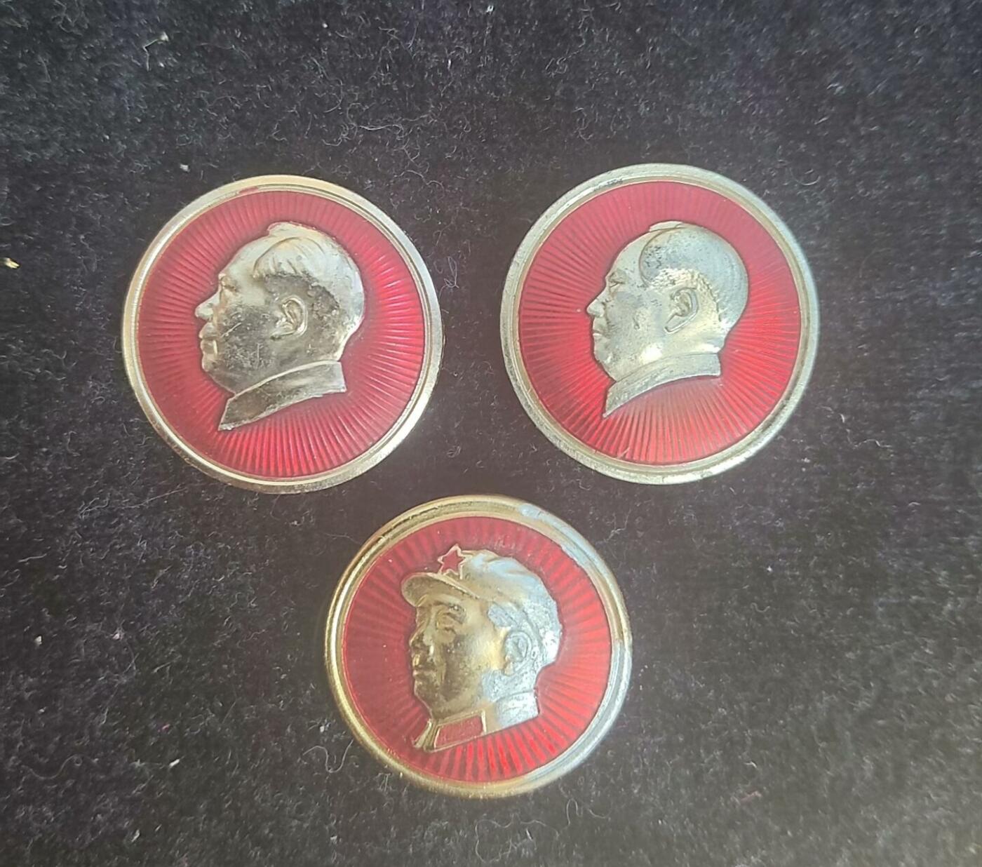 毛主席像章3枚