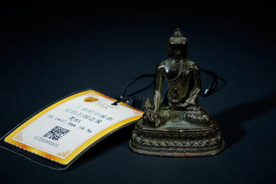 上海都达杂项专场二十六（全场包邮）  - 尼泊尔铜释迦摩尼佛造像88-13