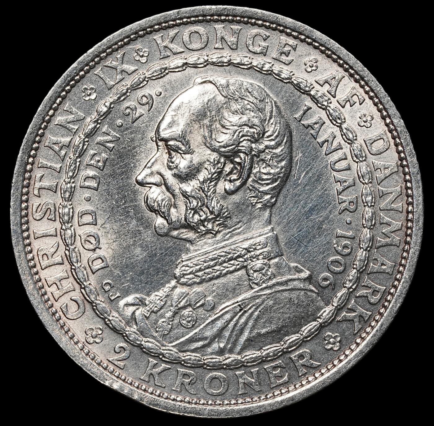 修遠堂世界钱币第104期 1906年丹麦国王更迭纪念2克朗银币 15g，含银80%