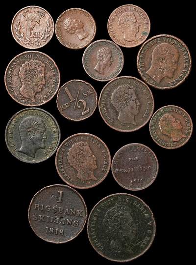 修遠堂世界钱币第104期 - 丹麦旧铜币一组，品差