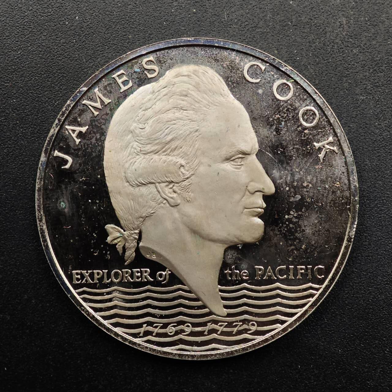  【淘币小摊】限时拍第八百七十拍   克朗币邮币封场    年前最后一场结束全部发出请更换最新收货地址不方便收货的请勿参拍或者顺丰到付 萨摩亚1970年1元库克船长精制纪念币