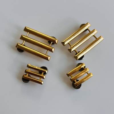 韵星假日军品类拍卖第40期 -- Rimey Holidays Militaria Auction 40 - 空军上尉肩章领章一组