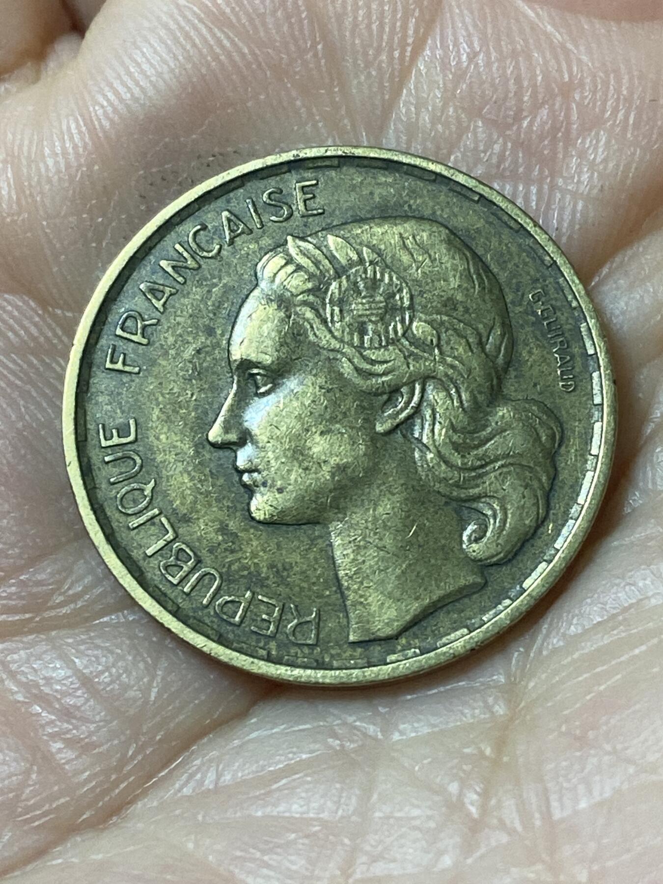 2026年第二十一场(总第一百九十场）外国好品散币场(免佣金) 法兰西第三共和国1952年20法郎