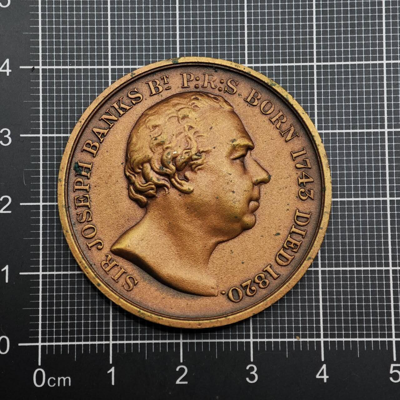  【淘币小摊】限时拍第八百六十八拍   章牌场   年前最后一周之前预留8号9号全部发出请更换最新收货地址不方便收货的请勿参拍或者顺丰到付  皇家园艺学校纪念章