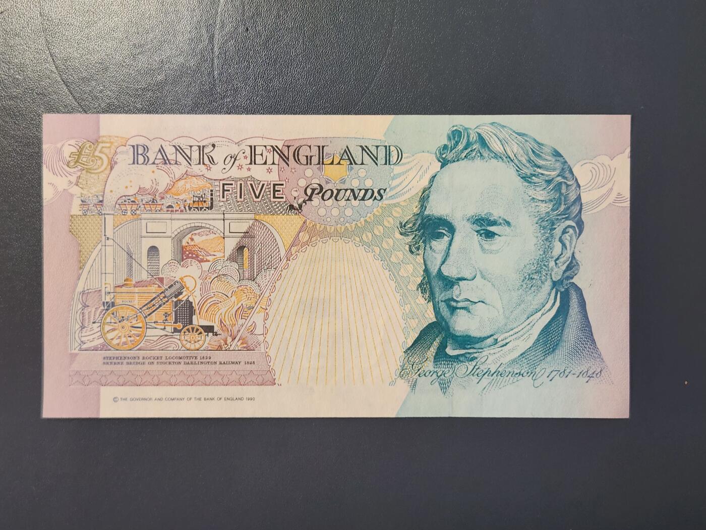 2月8号晚上8点 外国纸币自动截拍第21场 5镑 几乎全新