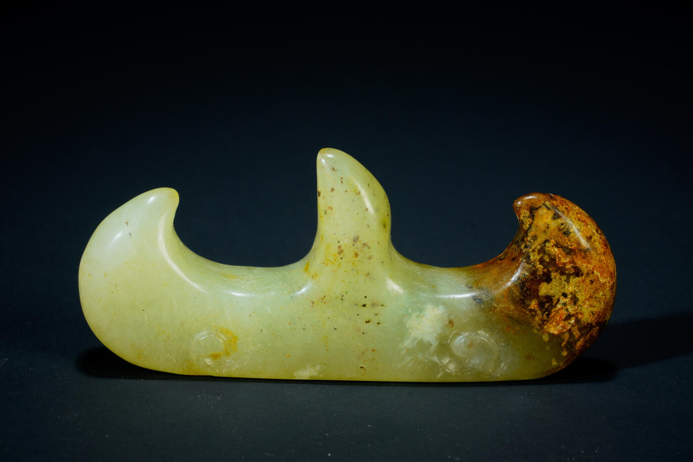 上海都达杂项专场二十六（全场包邮）  古玉山字笔架88-30