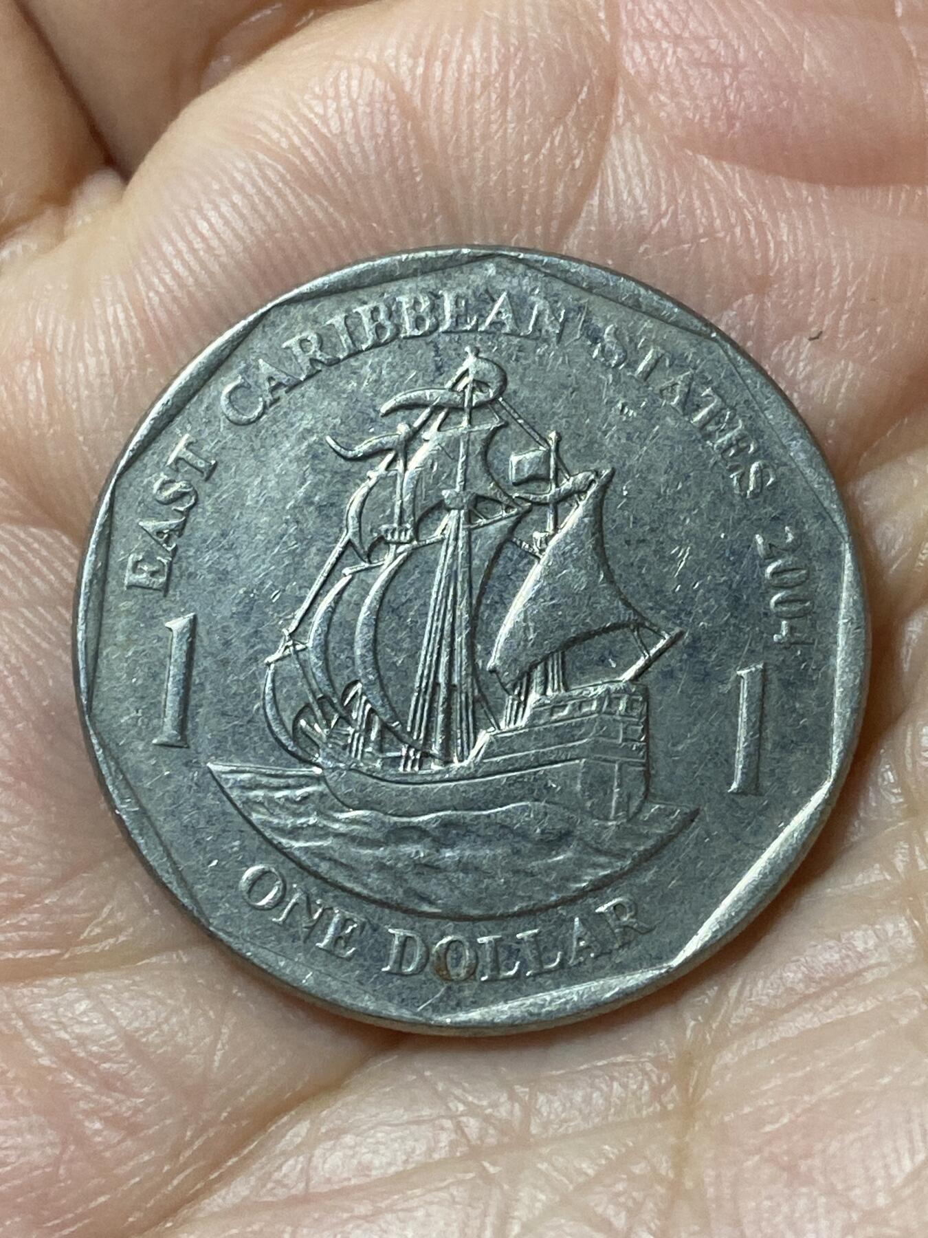 2026年第二十一场(总第一百九十场）外国好品散币场(免佣金) 东加勒比国家2004年1元(伊丽莎白二世老年)