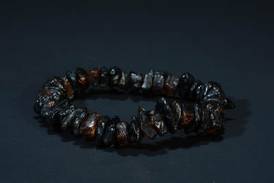 上海都达杂项专场三十四【年后发货全场包邮】  天然琥珀碎石手链 附鉴定证书88-100