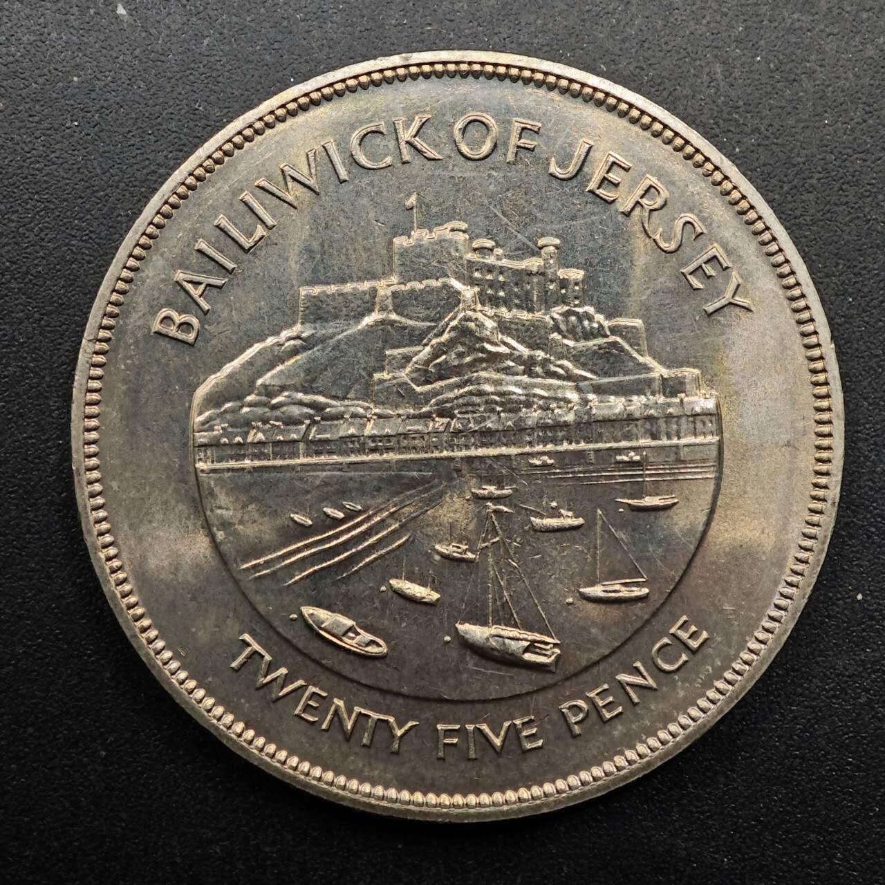  【淘币小摊】限时拍第八百七十拍   克朗币邮币封场    年前最后一场结束全部发出请更换最新收货地址不方便收货的请勿参拍或者顺丰到付 泽西岛1977年女王登基银禧25便士纪念币