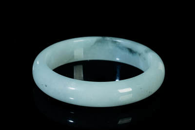 上海都达杂项专场二十六（全场包邮）  - 天然冰种带绿翡翠手镯88-63