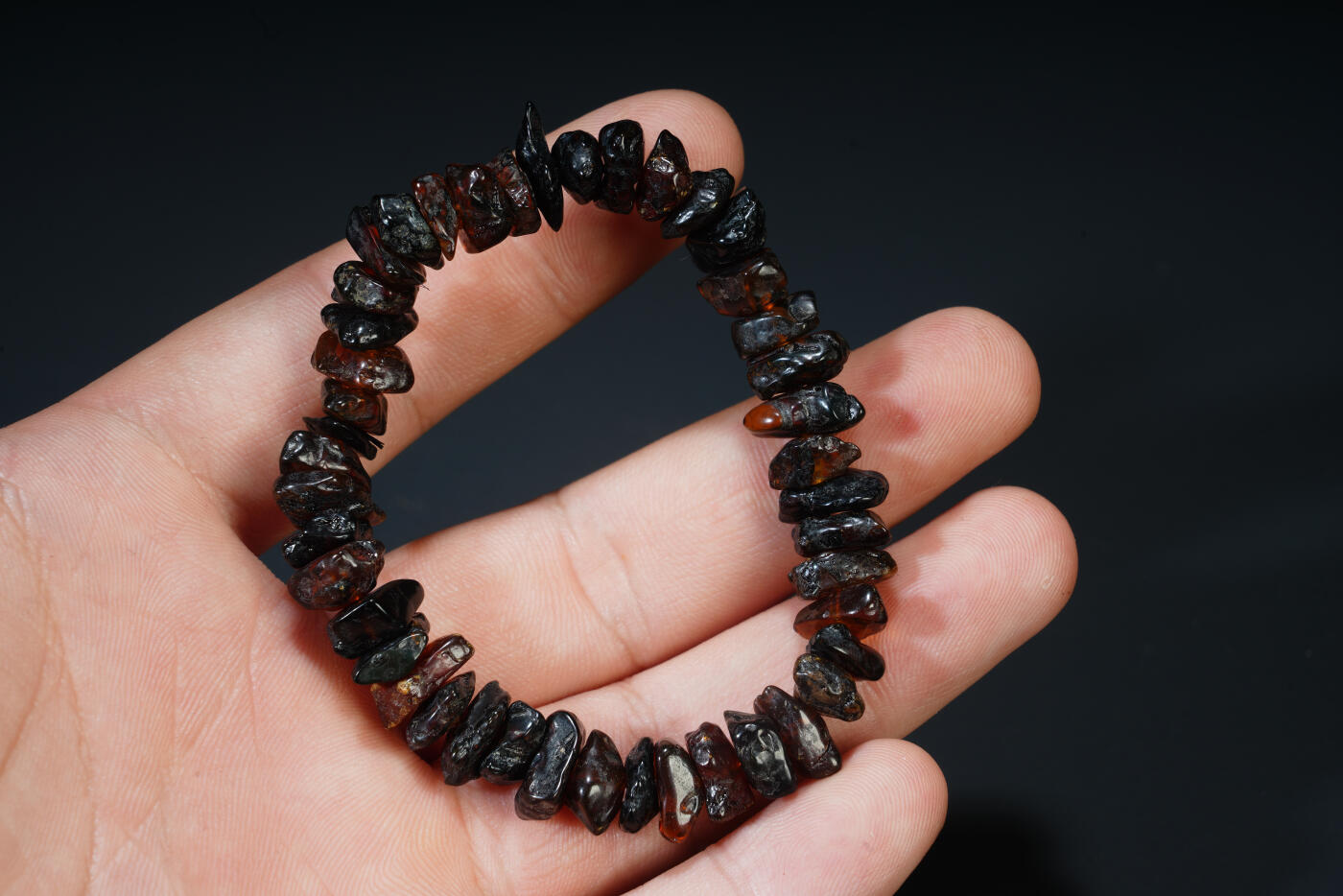 上海都达杂项专场二十六（全场包邮）  天然琥珀碎石手链 附鉴定证书88-100