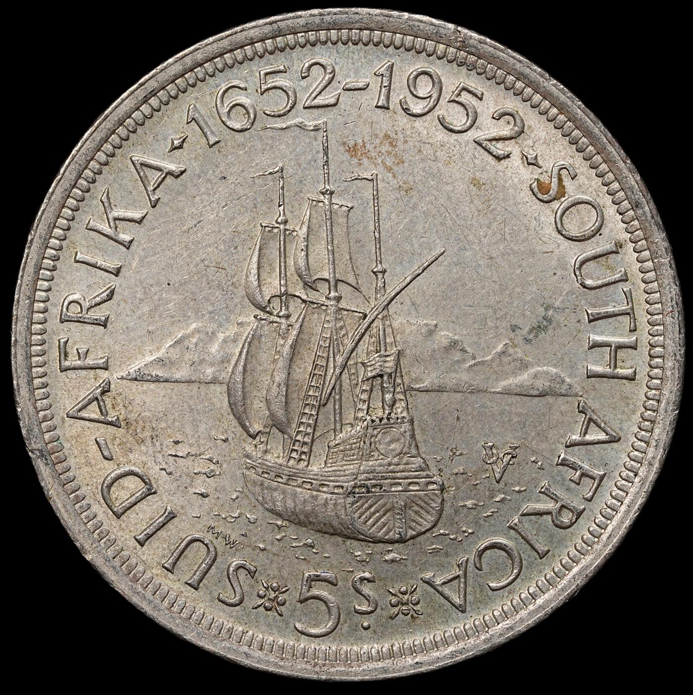 修遠堂世界钱币第104期  1952年南非-开普敦建城 300 周年5 先令（5 Shillings）纪念大银币，28.28g，含银50%