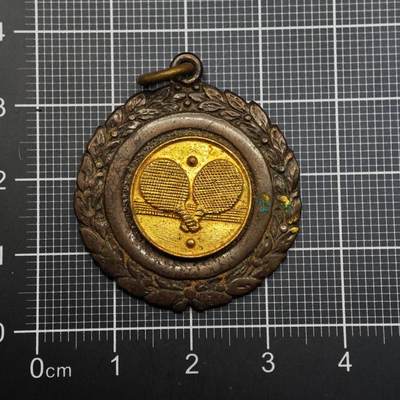  【淘币小摊】限时拍第八百六十八拍   章牌场   年前最后一周之前预留8号9号全部发出请更换最新收货地址不方便收货的请勿参拍或者顺丰到付  - 乒乓球纪念章