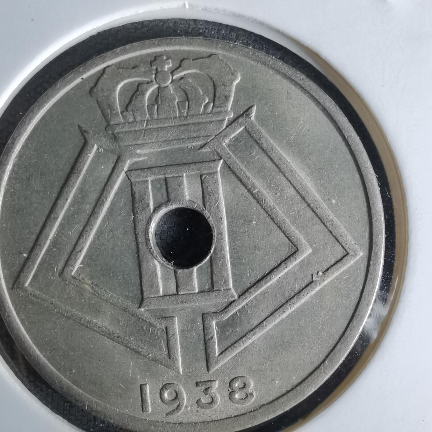 沼泽如烟--第991场 比利时1938年25分